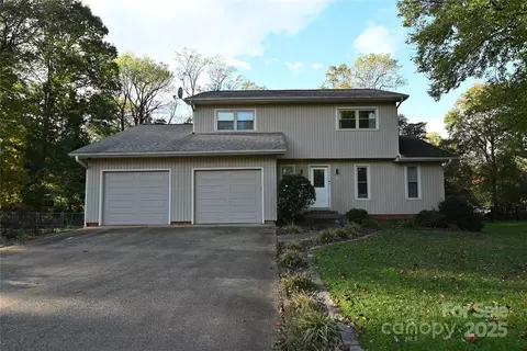 607 Rock Barn Ne Rd NE, Conover, NC 28613