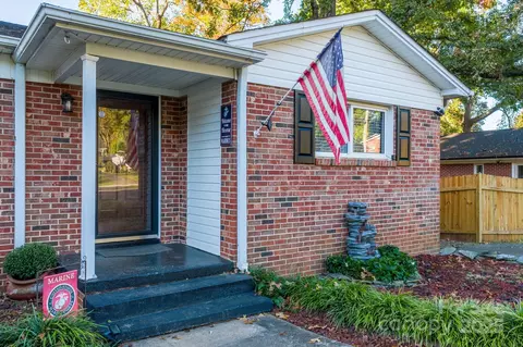 Exterior - 807 15th Nw St NW, Conover, NC 28613 photo 2 of 5