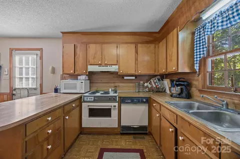 Kitchen - 720 Bee Tree Rd, Salisbury, NC 28146 photo 3 of 3