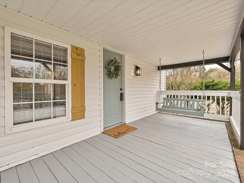Exterior - 3318 Loop Rd, Lincolnton, NC 28092 photo 2 of 7