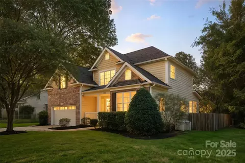 2105 Lanier Ave, Charlotte, NC 28205