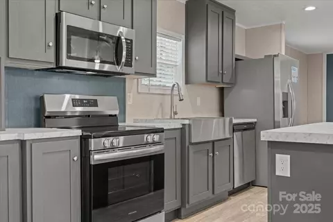 Kitchen - 5754 Hwy 265 Hwy, Ruby, SC 29741 photo 1 of 2