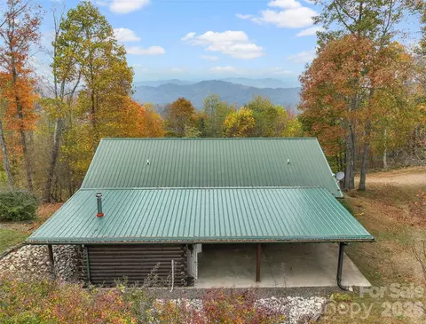 14471421 Ayers Mountain Rd, Green Mountain, NC 28740