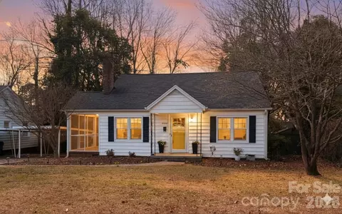 3108 Westmoreland Ave, Charlotte, NC 28205