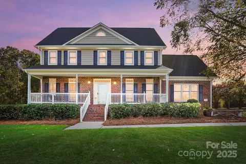 4628 Dovefield Ln, Kannapolis, NC 28081