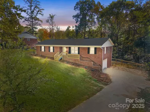 385 Pine Valley Rd, Salisbury, NC 28147