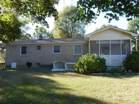 Exterior - 357 Faulkenberry Rd, Pageland, SC 29728 photo 2 of 8