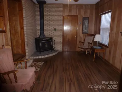 Living - 357 Faulkenberry Rd, Pageland, SC 29728 photo 1 of 3