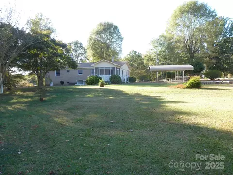 Exterior - 357 Faulkenberry Rd, Pageland, SC 29728 photo 5 of 8