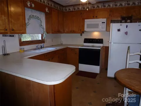 Kitchen - 357 Faulkenberry Rd, Pageland, SC 29728 photo 1 of 2