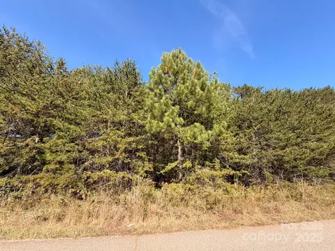 1953 Milton 36 St #36, Newton, NC 28658