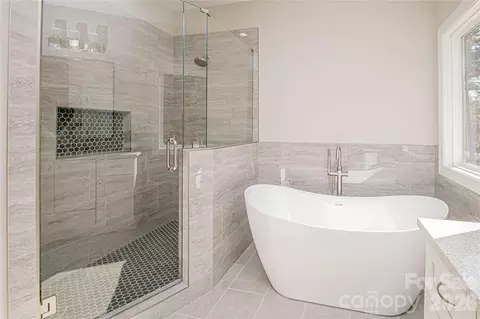 Bath - 1508 Marion St, Monroe, NC 28112 photo 2 of 6