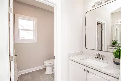 Bath - 1508 Marion St, Monroe, NC 28112 photo 3 of 6