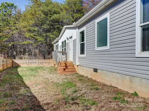 181 Azalea Cir, Marshall, NC 28753 photo 24