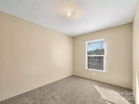 181 Azalea Cir, Marshall, NC 28753 photo 16