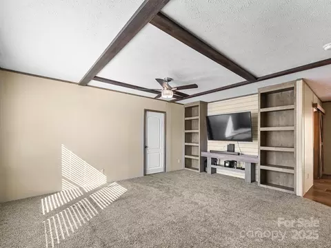 181 Azalea Cir, Marshall, NC 28753 photo 2