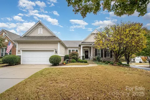 9335 Whistling Straits Dr, Fort Mill, SC 29707