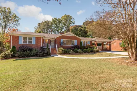 4842 Addison Dr, Charlotte, NC 28211