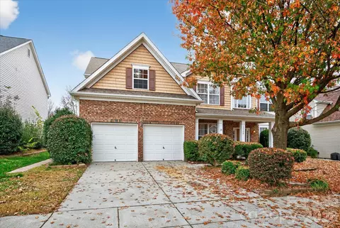 1302 Langdon Terrace Dr, Indian Trail, NC 28079
