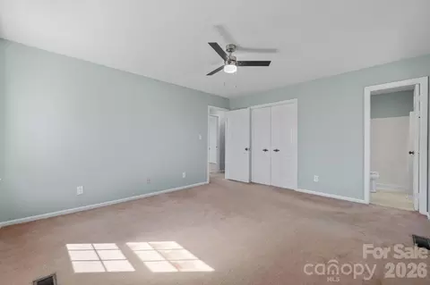 Bedroom - 102 Castlegate Dr, Morganton, NC 28655 photo 2 of 5