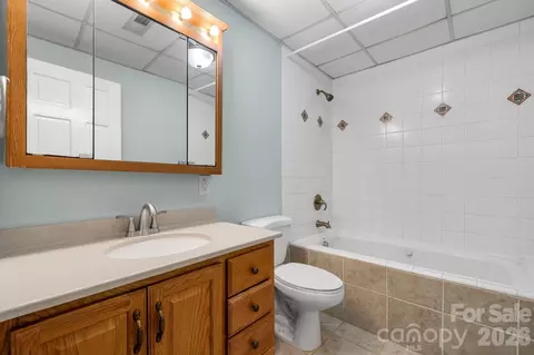 Bath - 102 Castlegate Dr, Morganton, NC 28655 photo 3 of 3