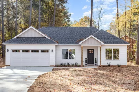 Exterior - 2802 Walkup Ave, Monroe, NC 28110 photo 2 of 3