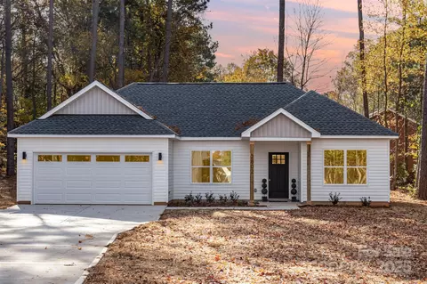 2802 Walkup Ave, Monroe, NC 28110