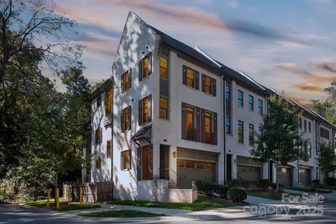 2836 Hillside Springs Dr, Charlotte, NC 28209