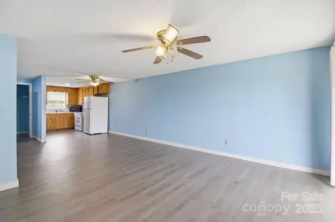 Living - County Home Road, Conover, NC 28613 photo 2 of 4