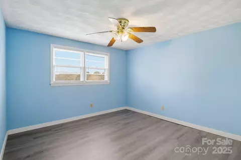 Bedroom - County Home Road, Conover, NC 28613 photo 3 of 4