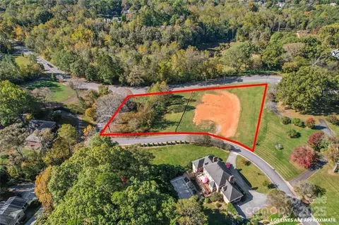 Avenue Nw Place, Hickory, NC 28601