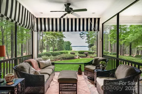 19226 Stableford Ln, Cornelius, NC 28031