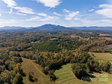 00000 A R Thompson 27 Rd #27, Mill Spring, NC 28756 photo 14