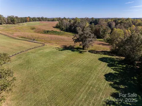 00000 A R Thompson 27 Rd #27, Mill Spring, NC 28756 photo 11