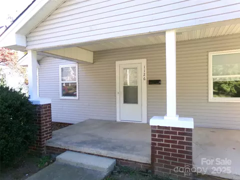 1126 Pee Dee Ave, Albemarle, NC 28001