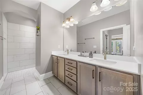 Bath - 2031 Newstyle Way, Tega Cay, SC 29708 photo 1 of 4