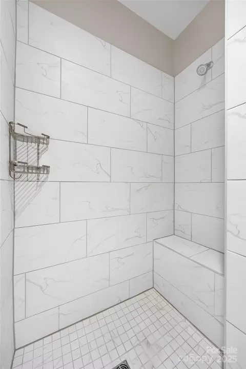 Bath - 2031 Newstyle Way, Tega Cay, SC 29708 photo 2 of 4