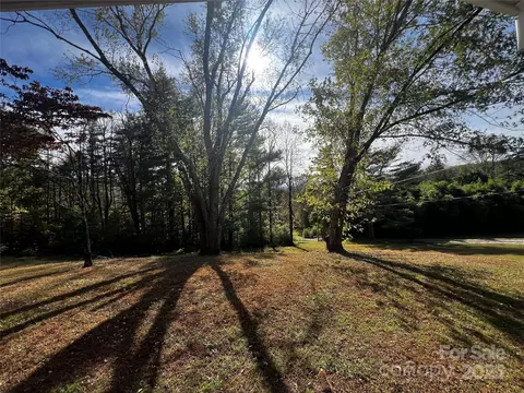 Exterior - 942 Hicks Chapel Loop, Marion, NC 28752 photo 2 of 2