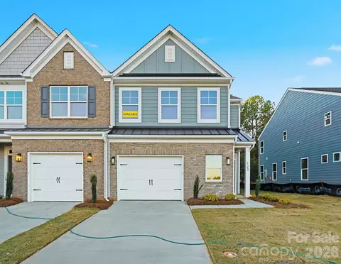 123 Viburnum Rd, Waxhaw, NC 28173