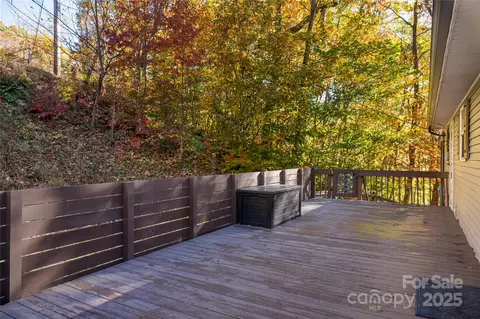 Exterior - 334 Foxden Rd, Mars Hill, NC 28754 photo 5 of 7
