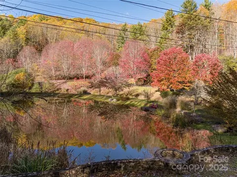 View/Area - 334 Foxden Rd, Mars Hill, NC 28754 photo 2 of 4