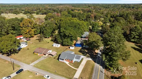View/Area - 1804 Bennett Rd, Lancaster, SC 29720 photo 4 of 5