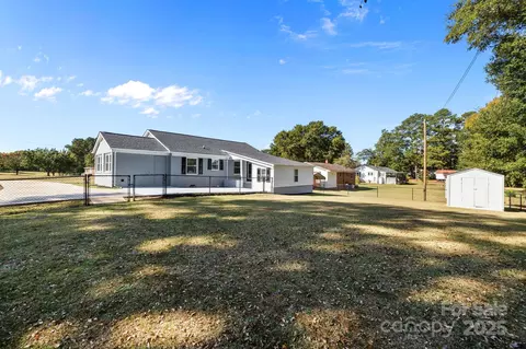 Exterior - 1804 Bennett Rd, Lancaster, SC 29720 photo 6 of 6