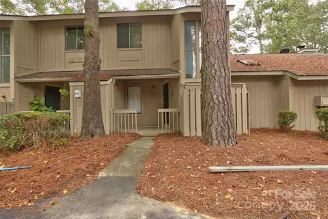 5 Gum Tree D3 Rd #D3, Hilton Head, SC 29926