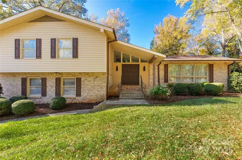 Exterior - 1779 Windsor Dr, Lancaster, SC 29720 photo 2 of 5