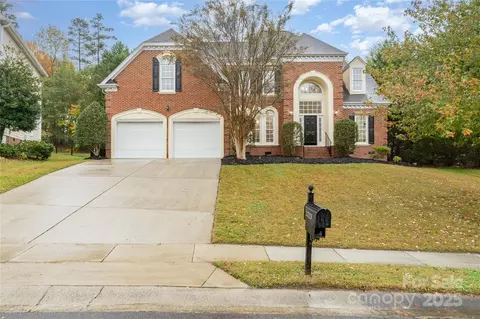 2723 Sawgrass Ridge Pl, Charlotte, NC 28269