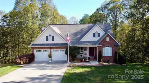 110 Eastridge 30 Ln #30, Millers Creek, NC 28651