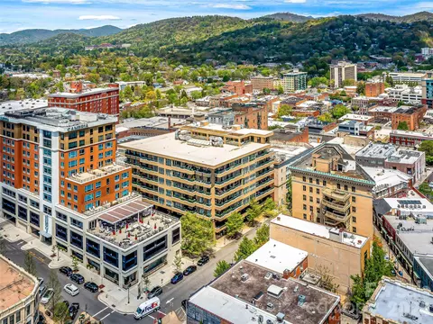 21 Battery Park 308 Ave #308, Asheville, NC 28801