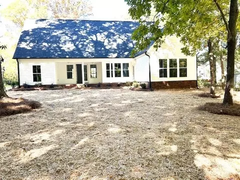 Exterior - 3575 Eva Nw Dr NW, Concord, NC 28027 photo 2 of 4