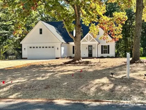 3575 Eva Nw Dr NW, Concord, NC 28027